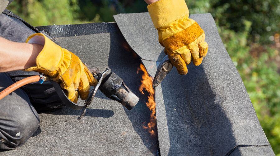 Professional Flat Roofing Installation in Montrose, CA